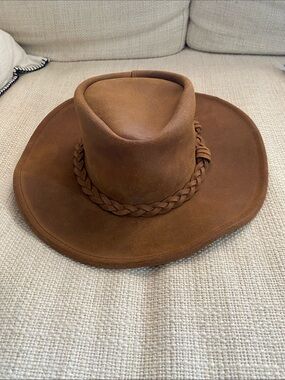Minnetonka Outback Genuine Leather Hat - Cognac Brown